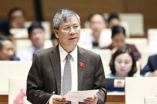 Bên lề Quốc hội: Cán bộ ngành y đang mong chờ hoàn thiện hành lang pháp lý