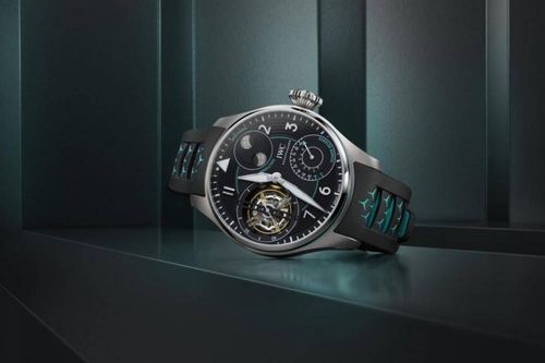 Đồng hồ độc quyền đi kèm siêu xe Mercedes-AMG One có gì đặc biệt?