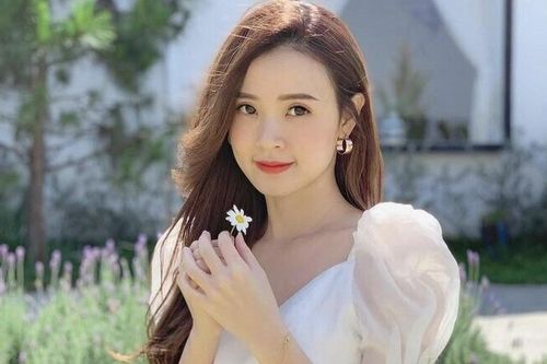 Cuộc sống hiện tại của những hotgirl đời đầu giờ ra sao?