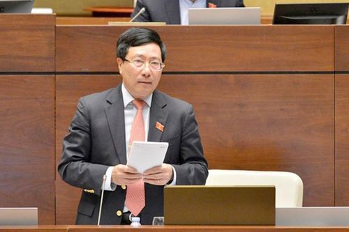 Hôm nay, Phó Thủ tướng Thường trực Chính phủ Phạm Bình Minh trả lời chất vấn của đại biểu Quốc hội