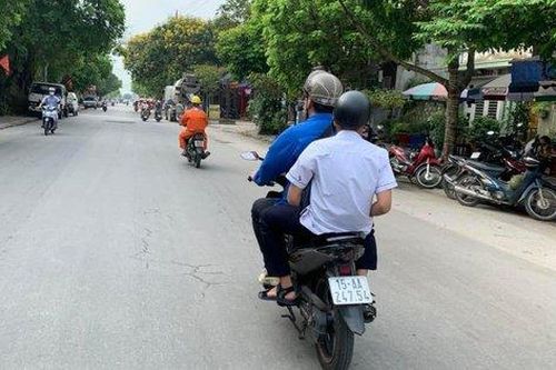 Đến nhầm điểm thi, thí sinh Hải Phòng được tình nguyện viên 'giải cứu' kịp thời