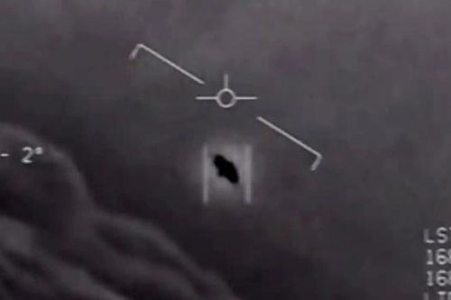 NASA chính thức gia nhập cuộc 'đi săn' UFO