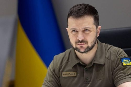 Ukraine trừng phạt hàng loạt quan chức Nga