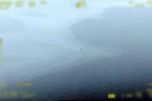 Phát hiện vụ tràn chất bí ẩn ở biển Baltic
