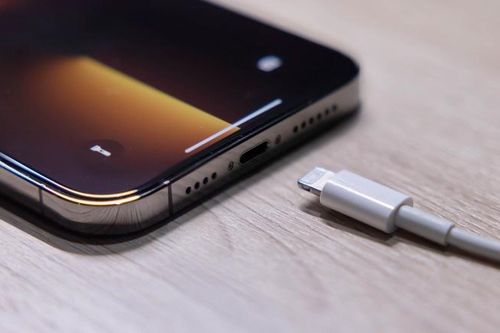 Số phận iPhone sau quy định bỏ cổng Lightning tại châu Âu