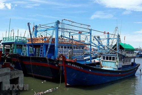 Trợ lực cho tàu cá vươn khơi