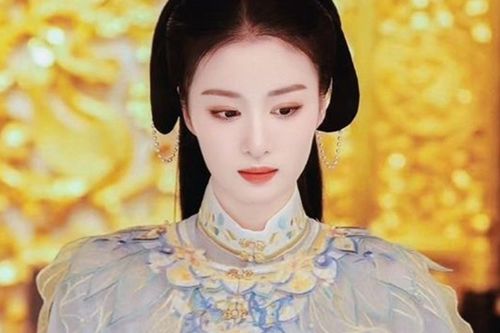 'Tình mới' của Dương Dương: Nhan sắc tựa tiên nữ, 'ăn đứt' Triệu Lộ Tư, được ví là bản sao Lưu Diệc Phi