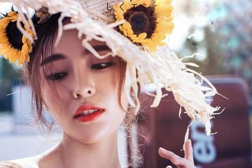 4 dấu hiệu của người phụ nữ khí chất, tinh tế