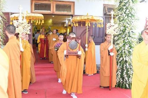 Ninh Thuận: Lễ truy niệm, phụng tống kim quan Trưởng lão Hòa thượng Thích Đồng Tâm nhập bảo tháp