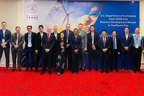 Phái đoàn Thương mại Hoa Kỳ tìm kiếm cơ hội chuyển đổi năng lượng sạch ở Việt Nam