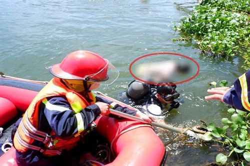 Người đàn ông nhảy sông tự tử