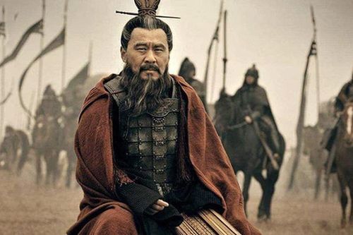 'Nhắc Tào Tháo, Tào Tháo đến' hóa ra còn thiếu: Câu còn thiếu là gì?
