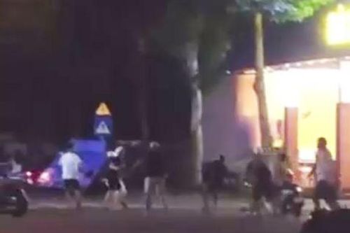 TP. Hồ Chí Minh: Bắt giữ 17 đối tượng vì dùng hung khí chém người