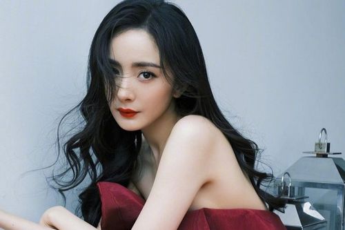 Choáng ngợp với số tiền khủng Dương Mịch kiếm trong 2 năm qua