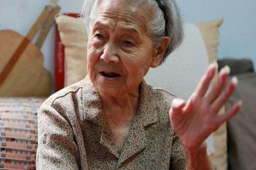 Cụ bà 103 tuổi mạch máu khỏe như người 60, bí quyết trường thọ nhờ 3 thói quen rất đơn giản