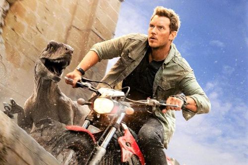 'Thế giới khủng long' phá kỷ lục phim của Tom Cruise