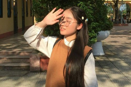 Học sinh lớp 11 tìm lớp ôn thi online sớm để tăng cơ hội đỗ đại học