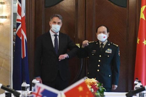 Bộ trưởng Quốc phòng của Australia và Trung Quốc lần đầu gặp sau 3 năm