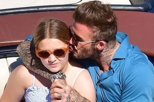 Harper Beckham ở tuổi 11