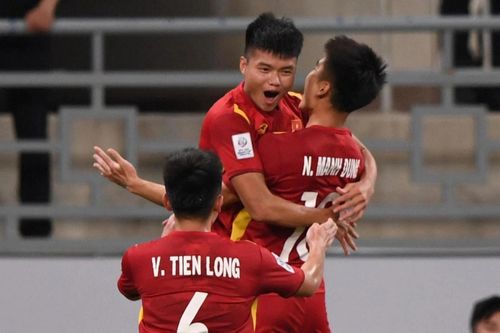AFC tôn vinh bàn thắng của Văn Tùng