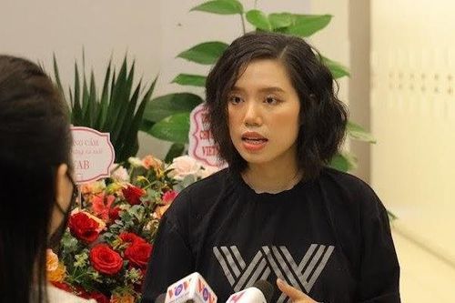 Ca sĩ Tăng Ngân Hà: 'Chúng tôi muốn bảo vệ quyền lợi của nghệ sĩ'