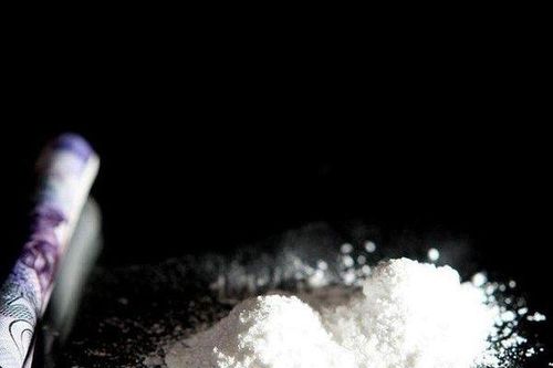Bắt quả tang một nam diễn viên hài đang sử dụng ma túy