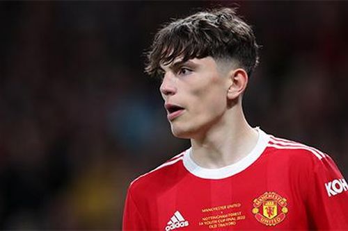 MU tìm cách giữ chân thần đồng người Argentina thêm 5 năm