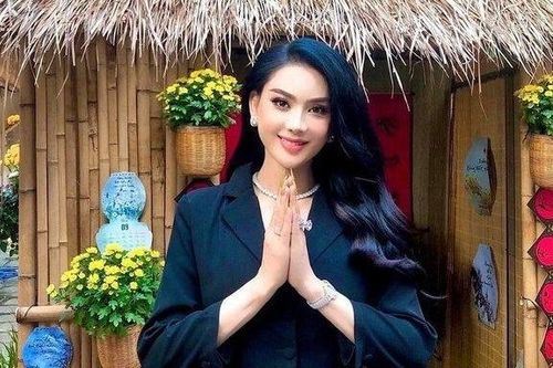 Lâm Khánh Chi: Tôi đâu còn trẻ để làm lại từ đầu, lấy hết người này đến người khác