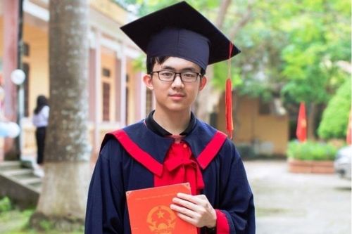 Đỗ Quân Anh - Thủ khoa đầu vào Trường THPT Chuyên Lam Sơn năm học 2022-2023