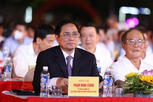 Thủ tướng dự lễ Kỷ niệm 65 năm ngày Bác Hồ về thăm Hà Tĩnh