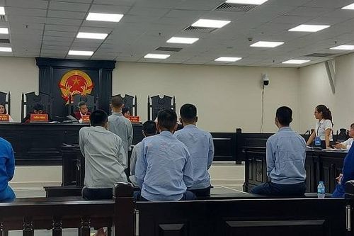 Đường dây mua bán ma túy online trả giá