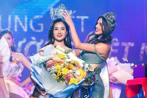 Người đẹp Bến Tre đăng quang Hoa hậu Môi trường Việt Nam