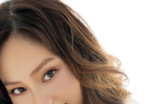 Diễn viên Lan Phương khoe nhan sắc trẻ trung ở tuổi 40