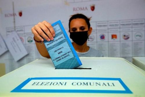 Italy: Ứng viên cánh hữu có khả năng thắng lớn trong bầu cử địa phương