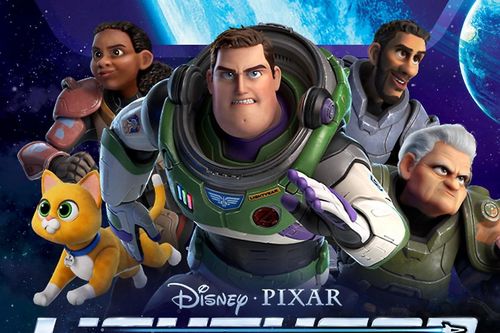 UAE cấm chiếu bộ phim 'Lightyear' vì cảnh nụ hôn đồng giới