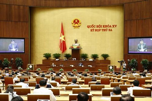 Ngày 13/6, Quốc hội thảo luận về dự án Luật Khám bệnh, chữa bệnh và Luật Thanh tra (sửa đổi)