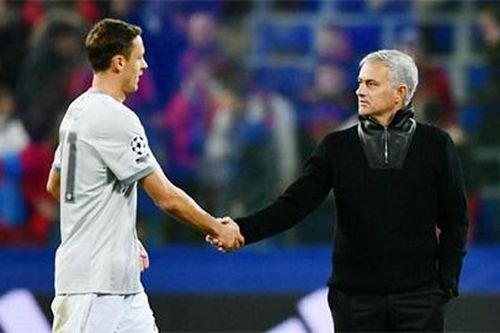 Matic tái ngộ Mourinho tại Roma
