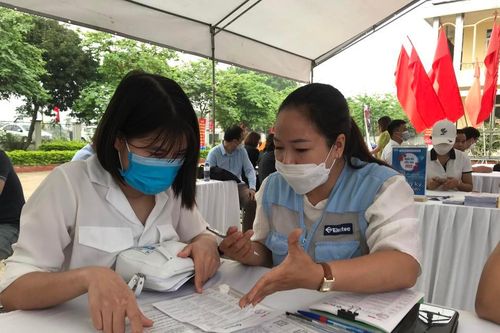 Hà Nội: Ước tính giải quyết việc làm cho gần 118.000 lao động 6 tháng đầu năm