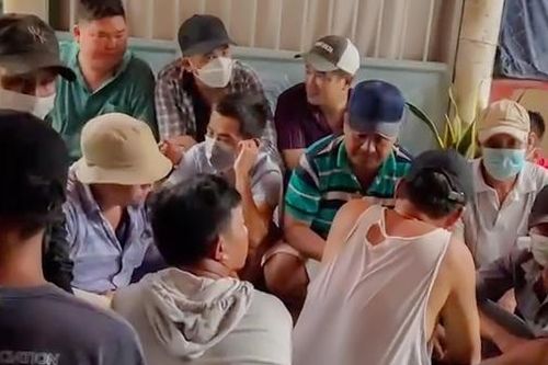 Vĩnh Long: Bắt 16 con bạc, tạm giữ 100 triệu đồng