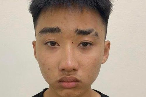 Hà Nội: Hết tiền tiêu xài, nhóm đối tượng rủ nhau đi cướp giật tài sản người đi đường