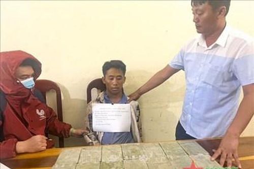 Công an tỉnh Điện Biên: Phát hiện, bắt giữ 1 đối tượng cùng 14 bánh heroin
