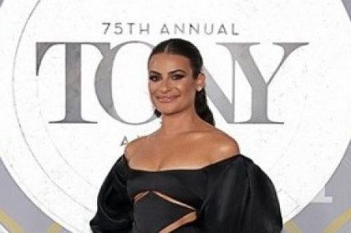 Tony Awards 2022: Diễn viên Lea Michele và Uzo Aduba cùng diện đầm của NTK Công Trí