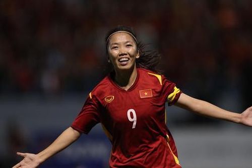 Huỳnh Như nói về mục tiêu tại AFF Cup