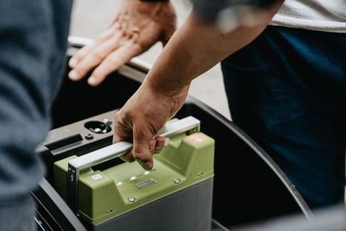 Điều gì đang thúc đẩy cơn sốt lithium của Trung Quốc ở Zimbabwe?
