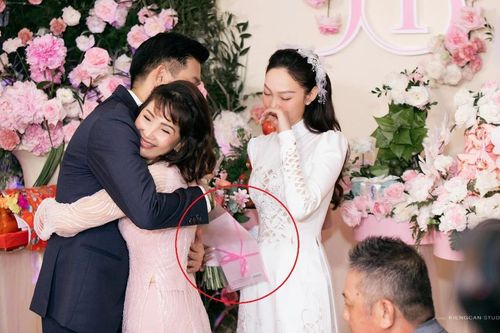 Lộ sính lễ 'khủng' mà ông xã tặng cho Minh Hằng trong lễ cưới