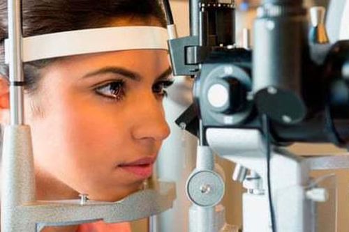 Khám mắt có thể dự đoán nguy cơ đau tim
