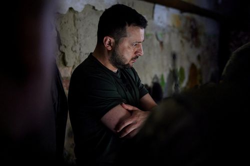 Tổng thống Zelensky: Những tổn thất ở Donbas rất 'đau đớn'