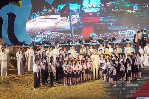 Quảng Bình: Tổ chức lễ kỷ niệm 65 năm ngày Bác Hồ về thăm
