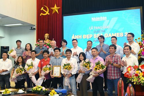 Hình ảnh Lễ trao giải cuộc thi 'Ảnh đẹp SEA Games 31'