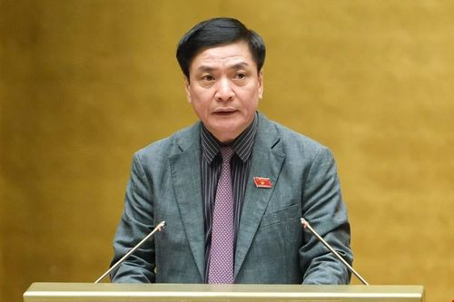 Chưa luật hóa danh hiệu Nghệ sĩ nhân dân, Nghệ sĩ ưu tú với nhà văn
